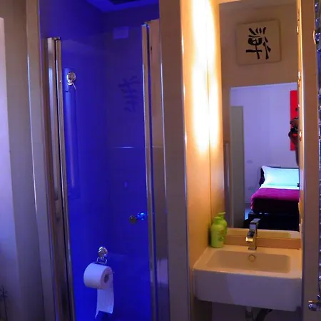 Gallia House לינה וארוחת בוקר 2*